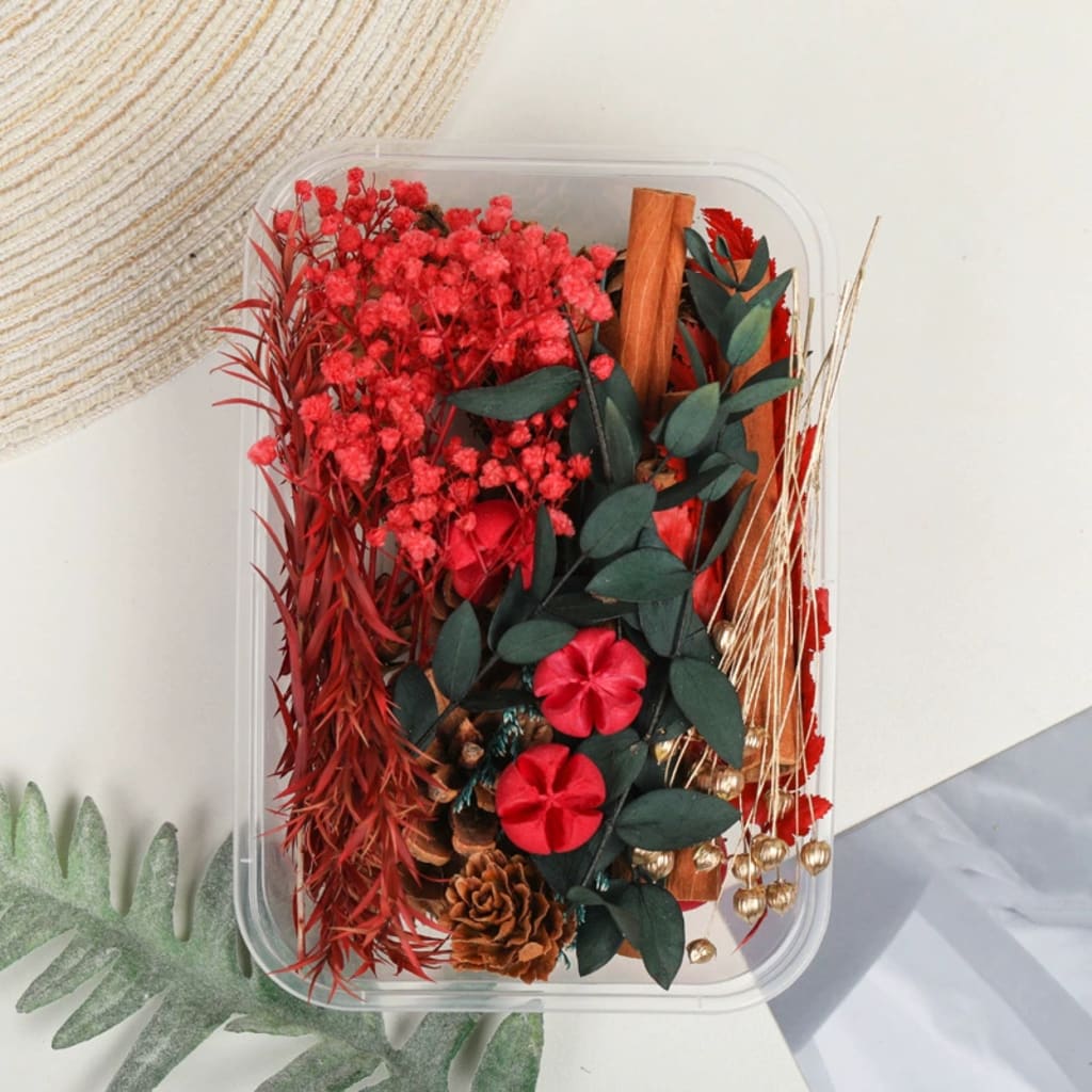 Natural cinnamon sticks &amp; dried flower stems